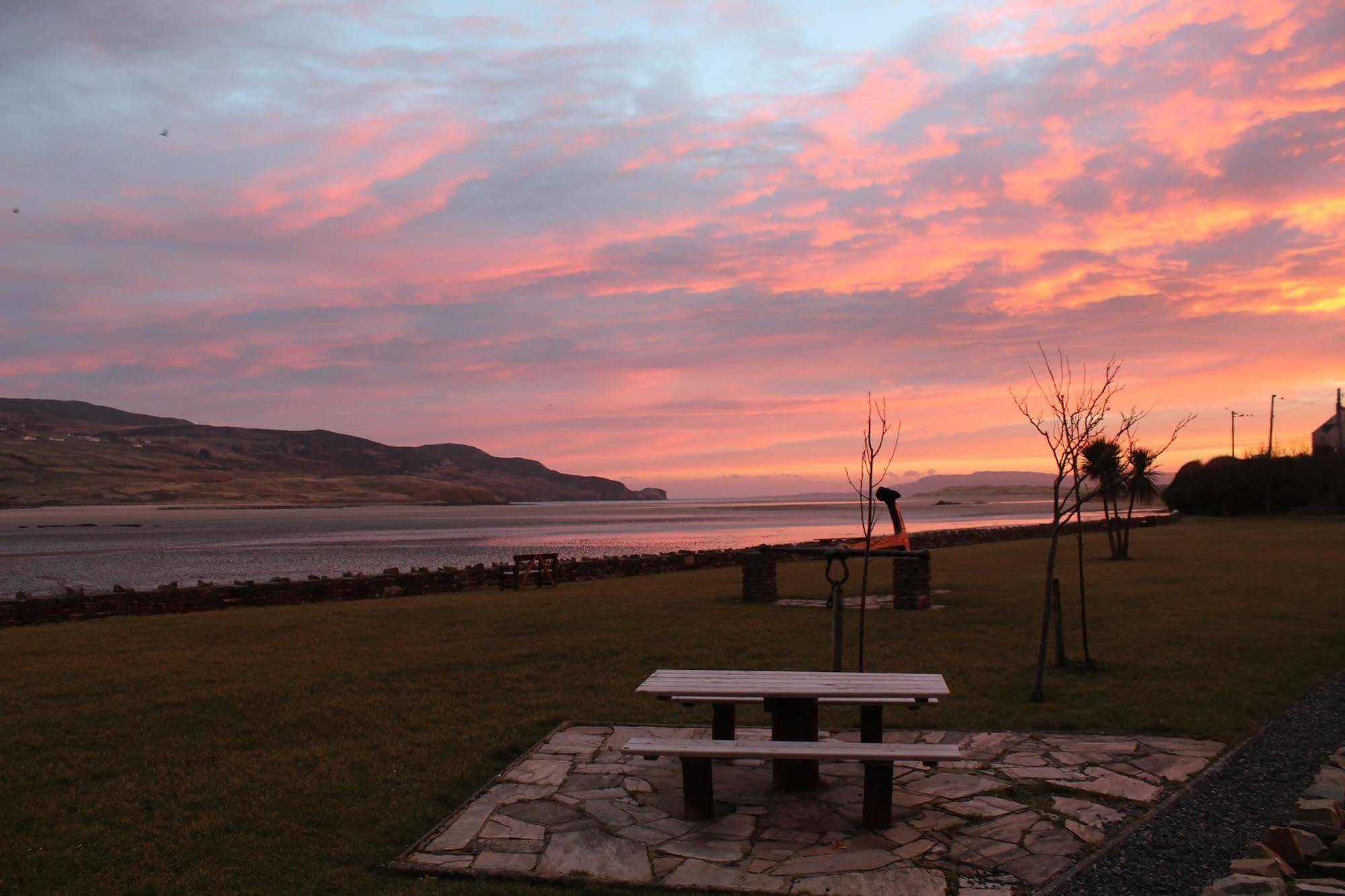 Arnolds Hotel Dunfanaghy Eksteriør bilde